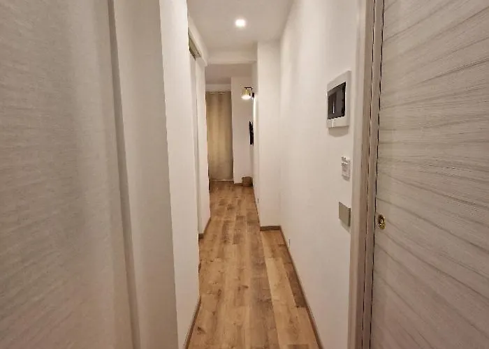 Cuma Oda ve Kahvaltı 4*